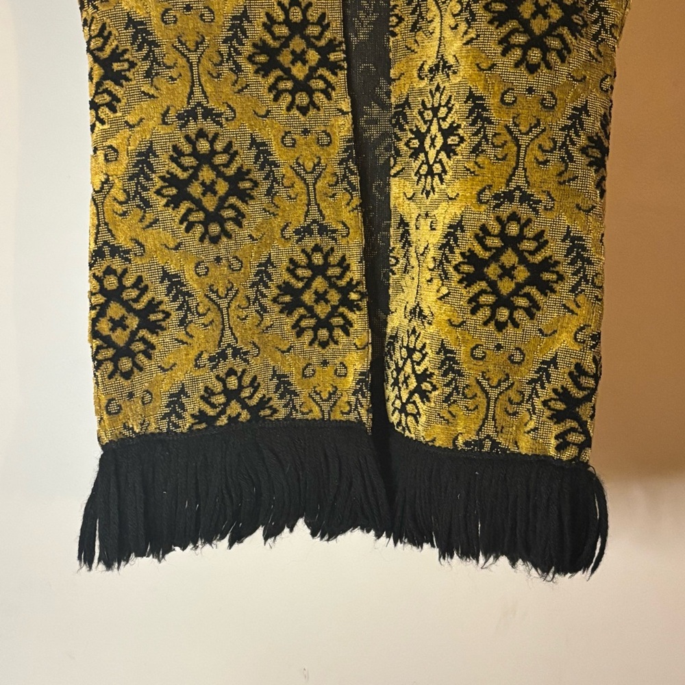 60’s Vintage Carpet Vest Mustard Yellow and Black with Fringe - Picture 9 of 12